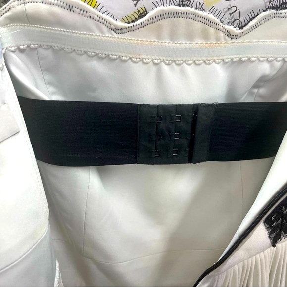 Robert Rodriguez Strapless Pleated Silk-Satin Mini Dress w/ Black Lace  - Size 0 - Picture 16 of 16